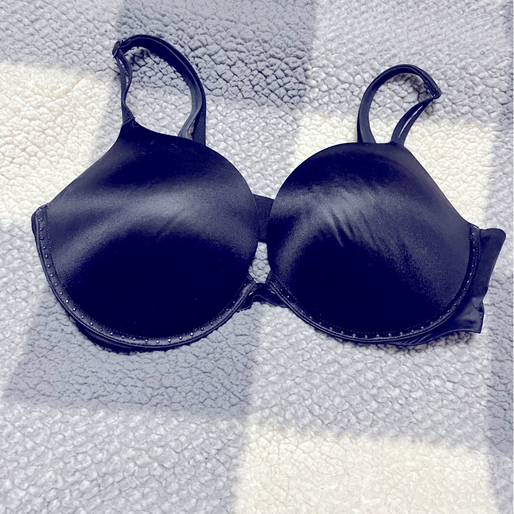 EUC Victoria Secret Very Sexy Push Up Size 38D Rhinestone Embellished Black Bra